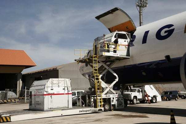 Авиадоставка груза из Китая